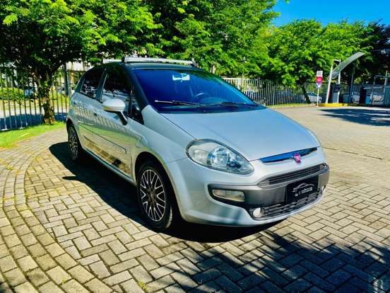 FIAT-PUNTO-2014