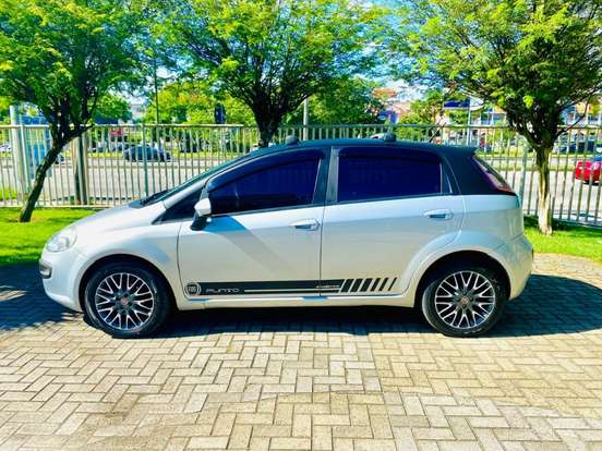 FIAT-PUNTO-1.6 ESSENCE 16V FLEX 4P MANUAL FIAT-PUNTO-2014