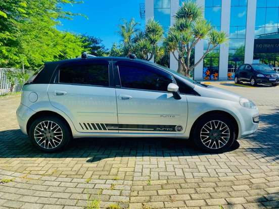 FIAT-PUNTO-1.6 ESSENCE 16V FLEX 4P MANUAL FIAT-PUNTO-2014