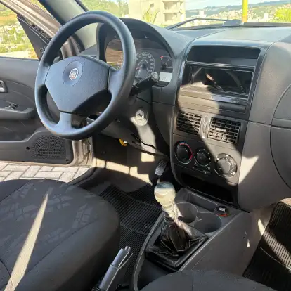 FIAT-SIENA-2010