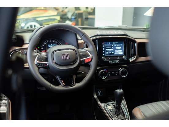FIAT-STRADA-2024
