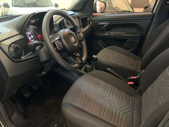 FIAT-STRADA-2021