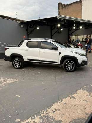 FIAT-STRADA-2024