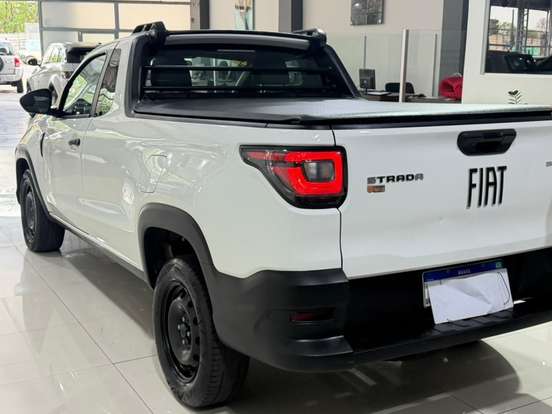 FIAT-STRADA-2022