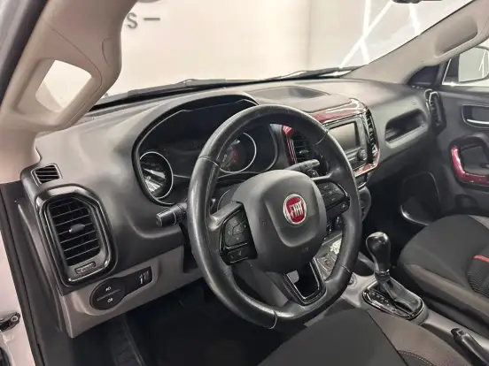 FIAT-TORO-1.8 16V EVO FLEX FREEDOM AT6 FIAT-TORO-2016
