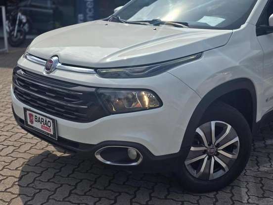 FIAT-TORO-2017