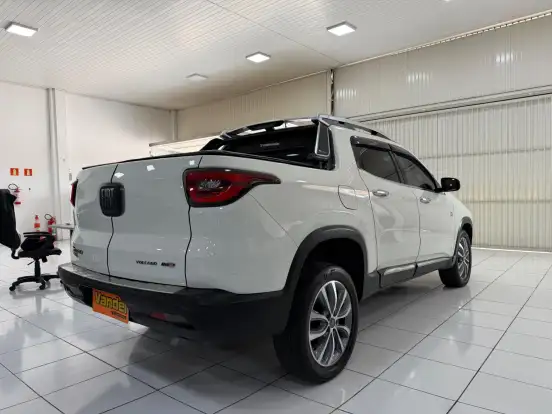 FIAT-TORO-2.0 16V TURBO DIESEL VOLCANO 4WD AT9 FIAT-TORO-2018