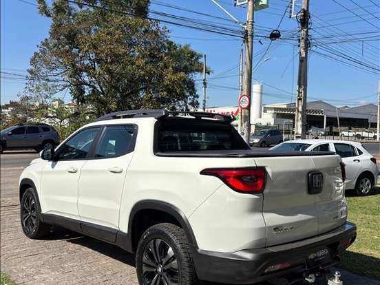 FIAT-TORO-2.0 16V TURBO DIESEL FREEDOM 4WD AT9 FIAT-TORO-2022