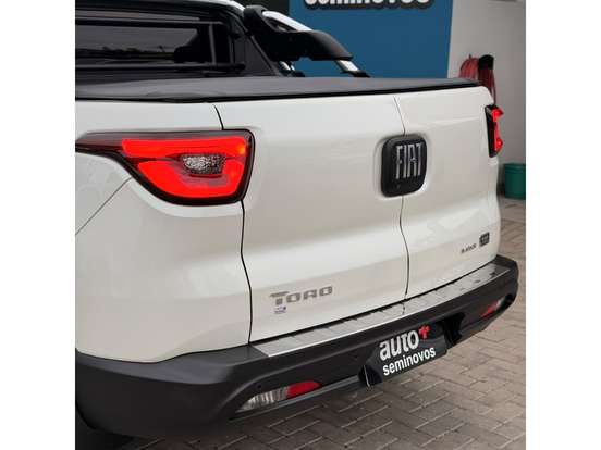 FIAT-TORO-2022