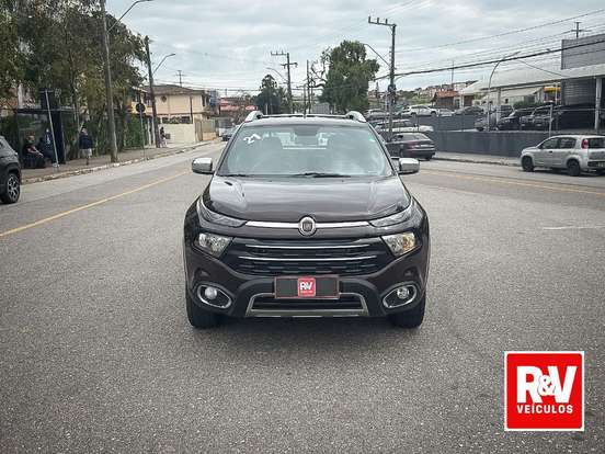 FIAT-TORO-2021