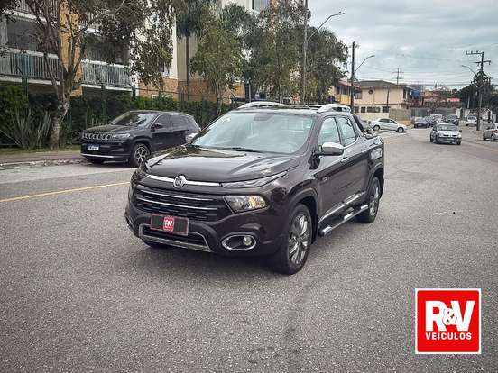 FIAT-TORO-2021