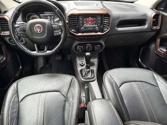 FIAT-TORO-2016