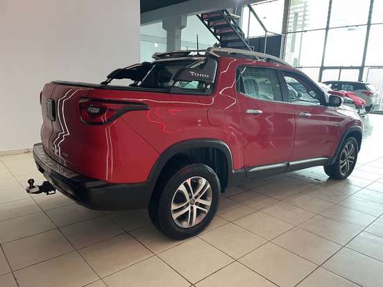FIAT-TORO-2.0 16V TURBO DIESEL VOLCANO 4WD AT9 FIAT-TORO-2016