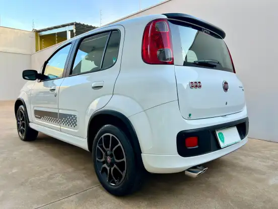 FIAT-UNO-1.4 EVO SPORTING 8V FLEX 4P MANUAL FIAT-UNO-2013