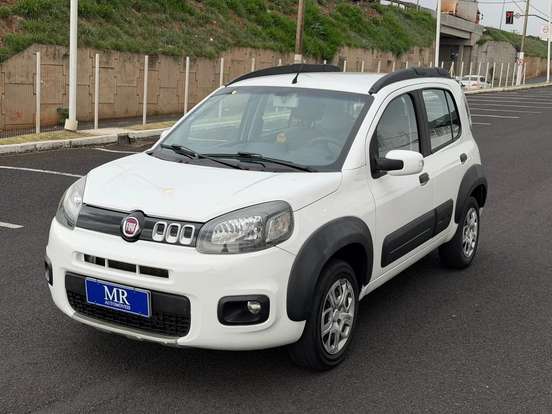 FIAT-UNO-1.0 EVO WAY 8V FLEX 4P MANUAL FIAT-UNO-2015