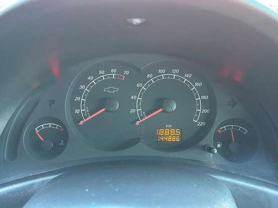 FIAT-UNO-1.0 FIRE FLEX ATTRACTIVE MANUAL FIAT-UNO-2021