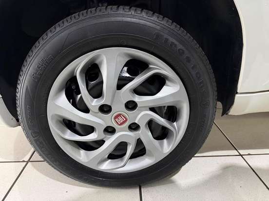 FIAT-UNO-2016