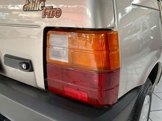 FIAT-UNO-1.0 MPI MILLE FIRE 8V GASOLINA 4P MANUAL FIAT-UNO-2002