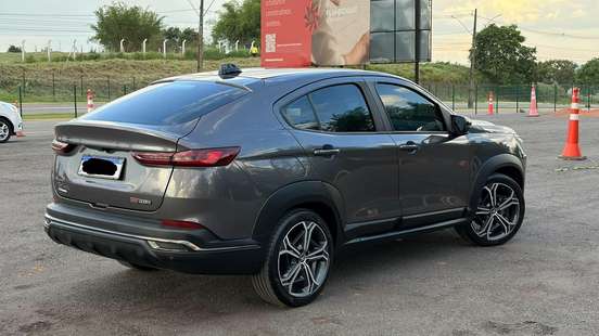 FIAT-FASTBACK-2022