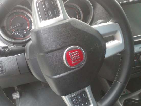 FIAT-FREEMONT-2.4 PRECISION 16V GASOLINA 4P AUTOMÁTICO FIAT-FREEMONT-2014