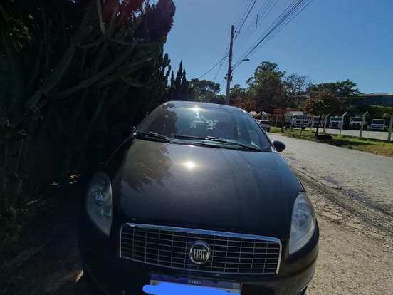 FIAT-LINEA-1.8 ABSOLUTE 16V FLEX 4P AUTOMATIZADO FIAT-LINEA-2014