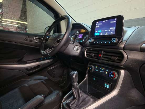 FORD-ECOSPORT-1.5 TI-VCT FLEX SE MANUAL FORD-ECOSPORT-2017