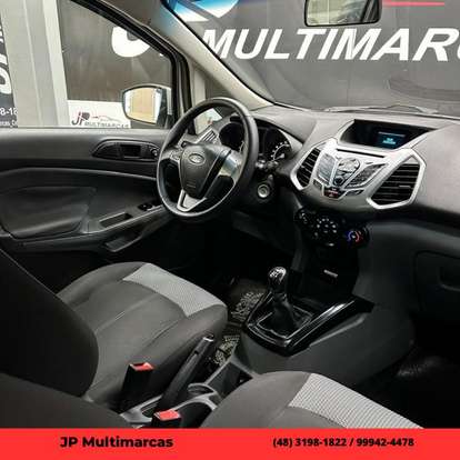 FORD-ECOSPORT-2016