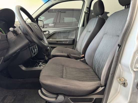 FORD-ECOSPORT-2008