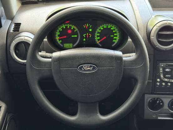 FORD-ECOSPORT-2008