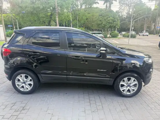 FORD-ECOSPORT-2013