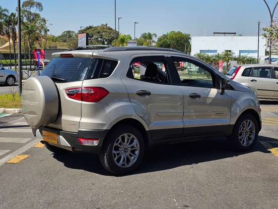 FORD-ECOSPORT-2015