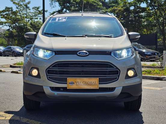 FORD-ECOSPORT-2015