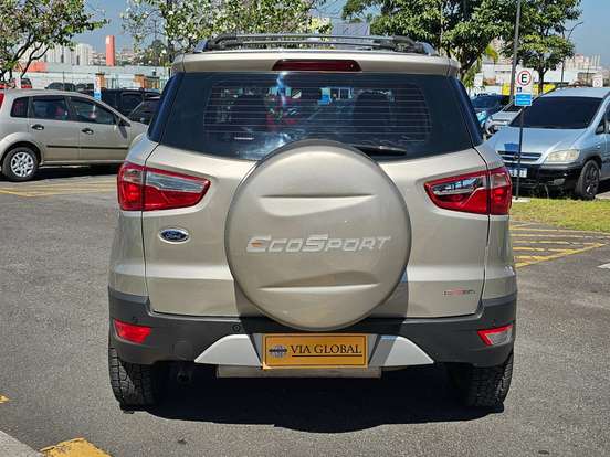 FORD-ECOSPORT-2015