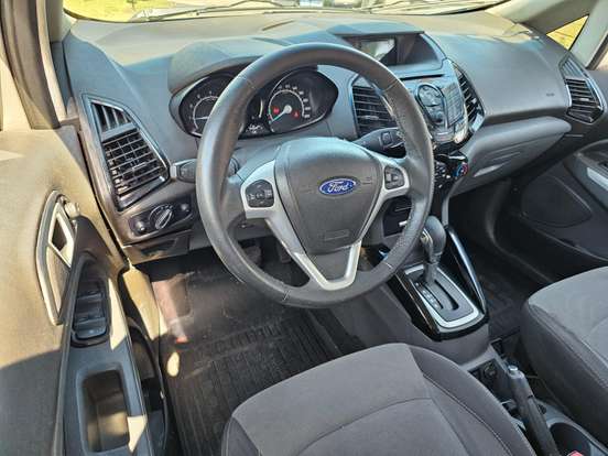 FORD-ECOSPORT-2015