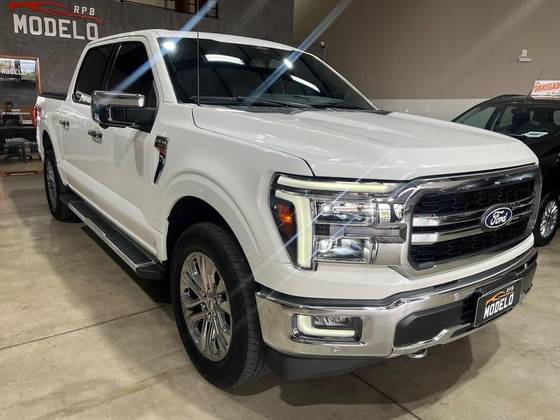 FORD F-150 5.0 V8 GASOLINA CD LARIAT FX4 AUTOMÁTICO