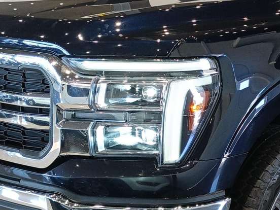 FORD-F-150-5.0 V8 GASOLINA CD LARIAT FX4 AUTOMÁTICO FORD-F-150-2024