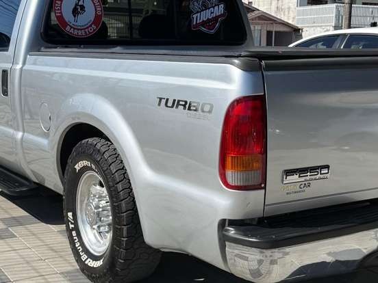 FORD-F-250-4.2 XLT 4X2 CS TURBO INTERCOOLER DIESEL 2P MANUAL FORD-F-250-2006