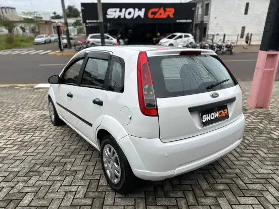 FORD-FIESTA-2011