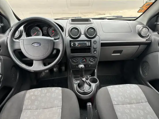 FORD-FIESTA-2011