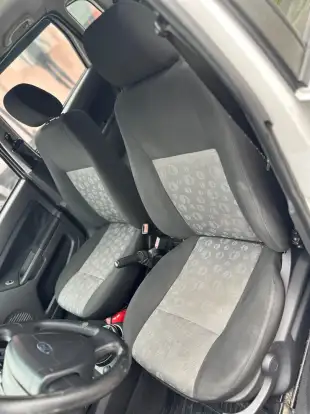 FORD-FIESTA-2011
