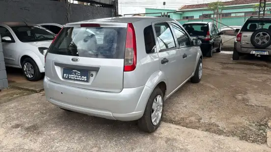 FORD-FIESTA-2011