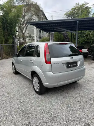 FORD-FIESTA-2014