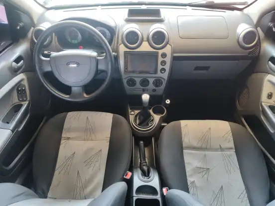 FORD-FIESTA-2009