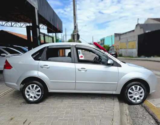 FORD-FIESTA-2007