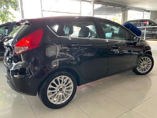 FORD-FIESTA-1.0 ECOBOOST TITANIUM PLUS HATCH 12V GASOLINA 4P POWERSHIFT FORD-FIESTA-2016