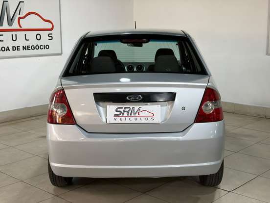 FORD-FIESTA-1.0 MPI SEDAN 8V FLEX 4P MANUAL FORD-FIESTA-2006