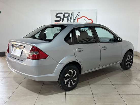 FORD-FIESTA-2006
