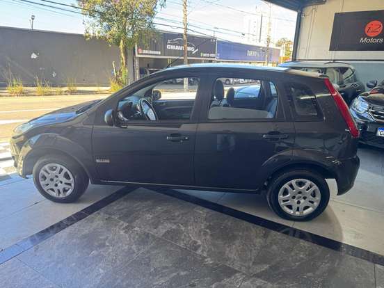 FORD-FIESTA-2011