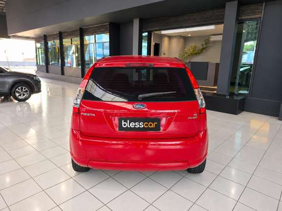 FORD-FIESTA-2008