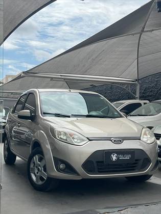 FORD FIESTA 1.6 ROCAM SE SEDAN 8V FLEX 4P MANUAL